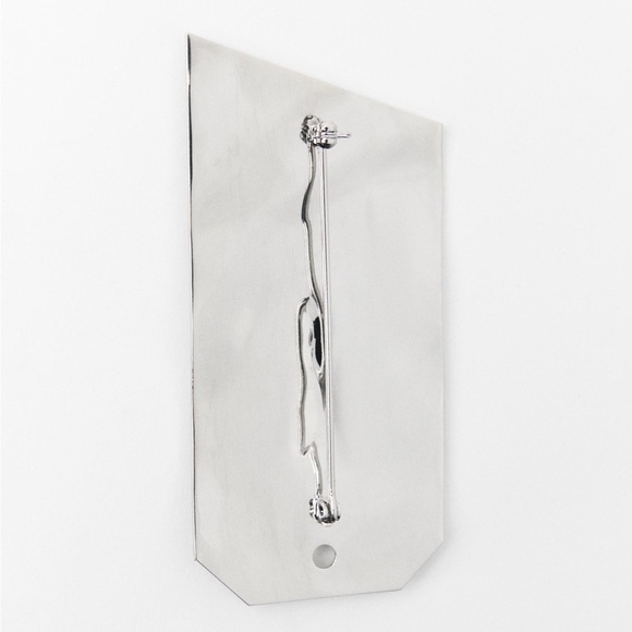 ZARA Plaque Hotel Resort Malibu Silver Brooch - Picture 5 of 8